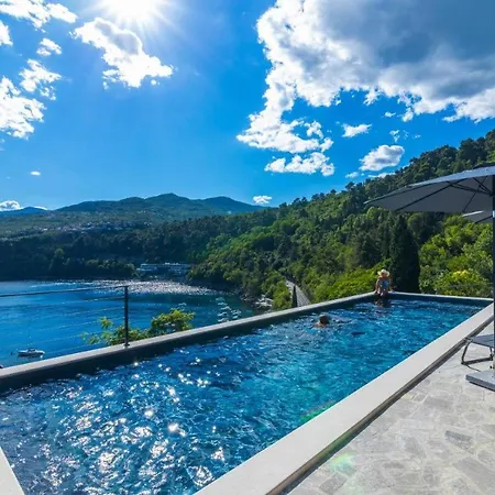 Mare Sano Plaza - Riva Apartment *